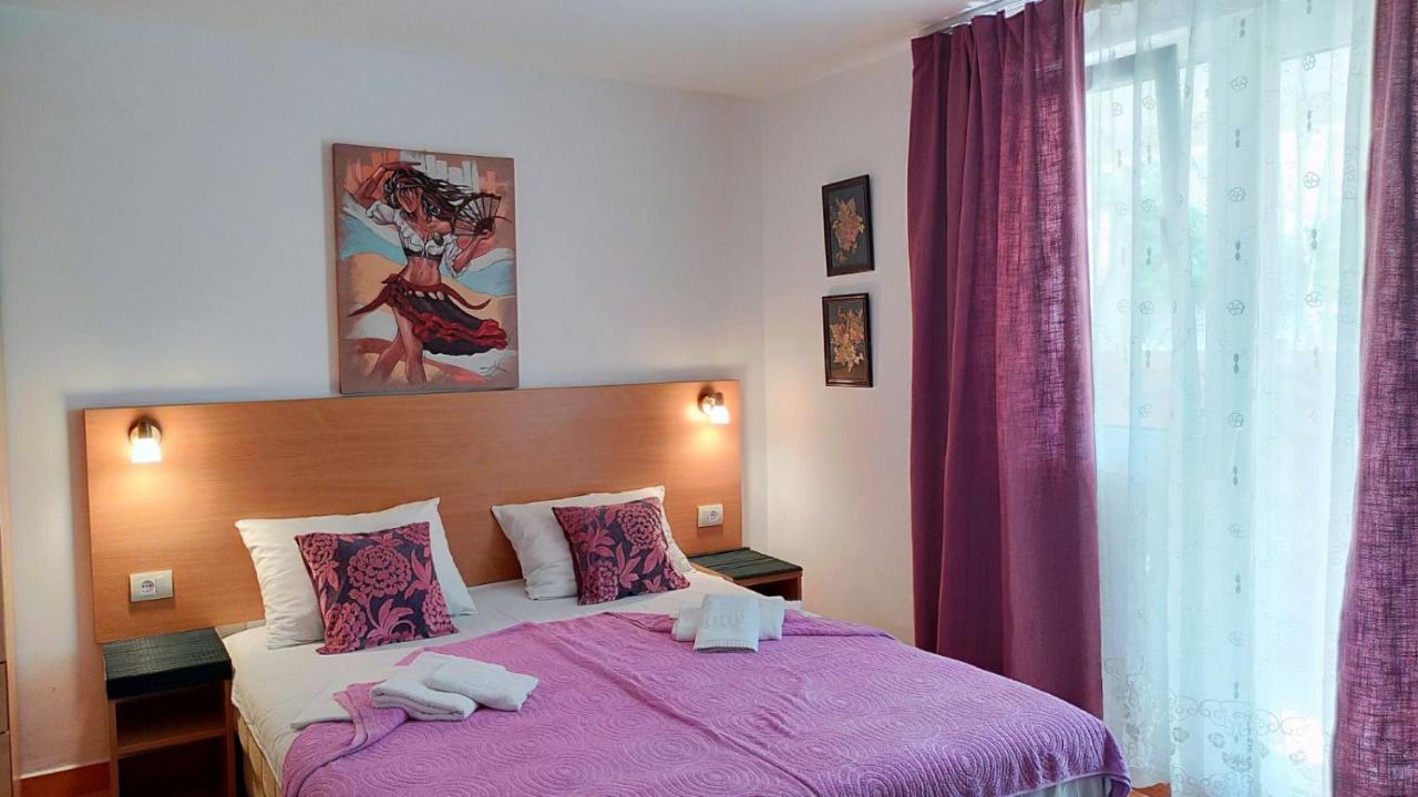 Guesthouse Tri Palme Bečići Εξωτερικό φωτογραφία