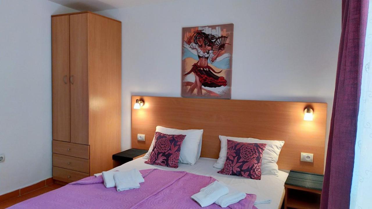 Guesthouse Tri Palme Bečići Εξωτερικό φωτογραφία